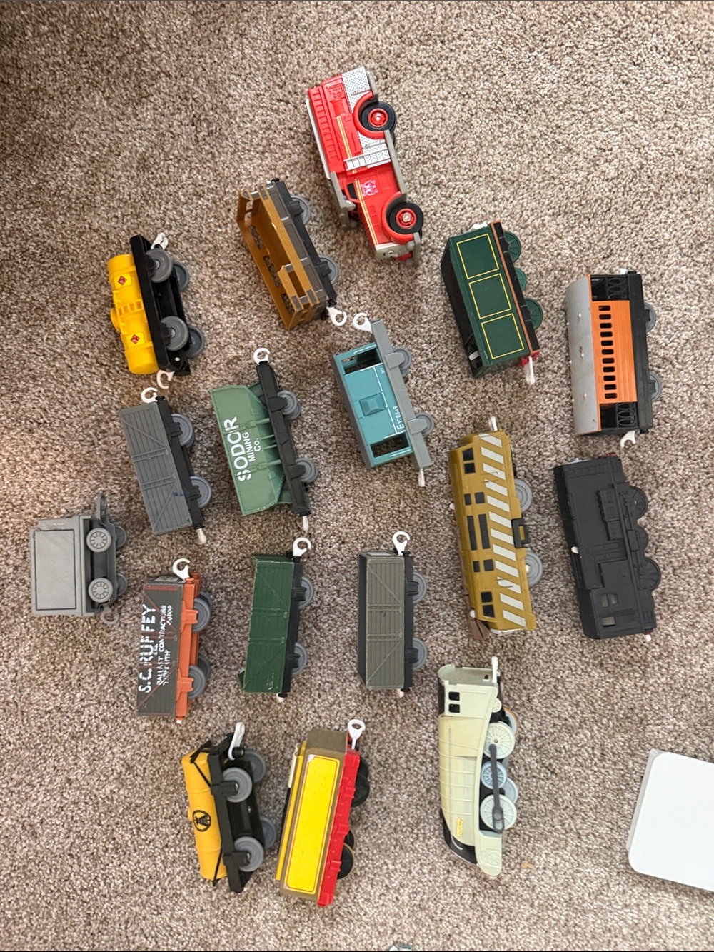 Assorted plastic Train Cars - Multicolor Kids Toy Set
